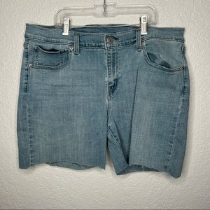 Levis Womens Cut Off Jean Shorts Size 32 Light Denim Stretch